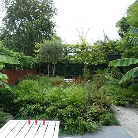 Bed And Garden Holiday home *